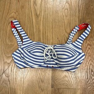 Super cute vintage 1950s/60s bullet bra swim top